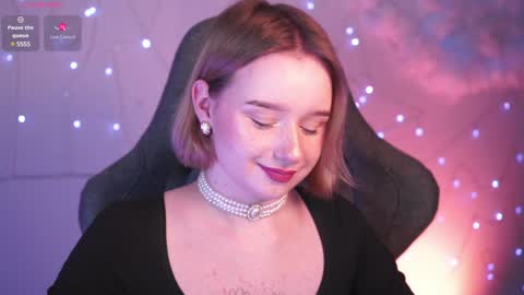 QUEEN OF EVIL online show from February 2, 2025, 8:51 pm