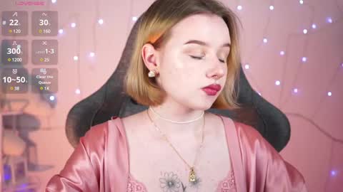 QUEEN OF EVIL online show from February 25, 2025, 2:14 am