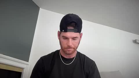 reddead7100 online show from October 24, 2025, 9:44 pm