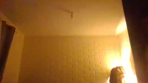 redhot2333 online show from December 20, 2025, 9:05 am