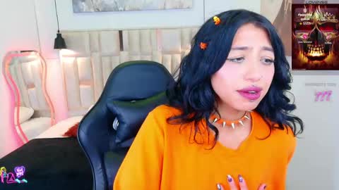 Lili Lopez online show from May 30, 2026, 8:06 pm
