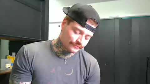 Snapshot of redinthebed chatting on May 15, 2026, 9:22 pm InkedGinger online show from May 15, 2026, 9:22 pm
