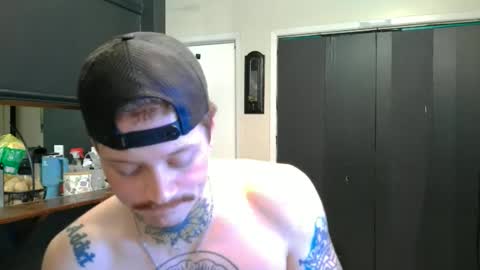 Snapshot of redinthebed chatting on May 19, 2026, 4:19 am InkedGinger online show from May 19, 2026, 4:19 am