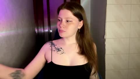 Snapshot of redkissx chatting on March 25, 2026, 9:54 pm RedKissX online show from March 25, 2026, 9:54 pm