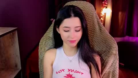 Snapshot of redmidnight_ chatting on February 21, 2026, 8:32 pm Kiara online show from February 21, 2026, 8:32 pm