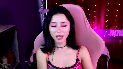 Snapshot of redmidnight_ chatting on May 28, 2026, 3:53 pm Kiara online show from May 28, 2026, 3:53 pm