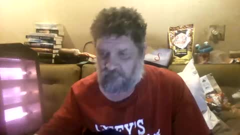 redmud3 online show from December 24, 2024, 3:05 pm