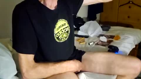 redrodridding online show from February 4, 2025, 7:18 am