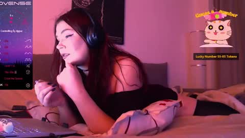 Red online show from March 1, 2025, 11:04 pm