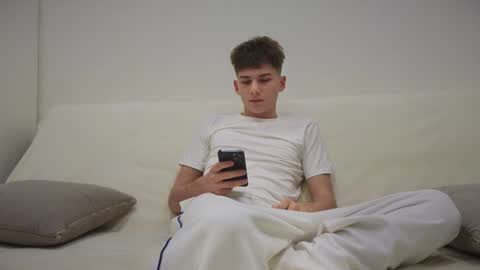 Alex online show from November 26, 2025, 4:30 pm