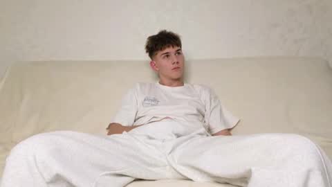 Alex online show from November 30, 2025, 6:45 pm