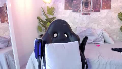 Regan online show from February 19, 2025, 1:08 am