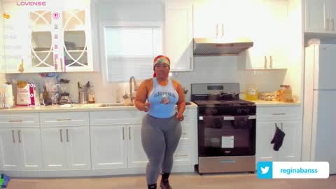 reginabanx online show from December 18, 2025, 11:55 pm