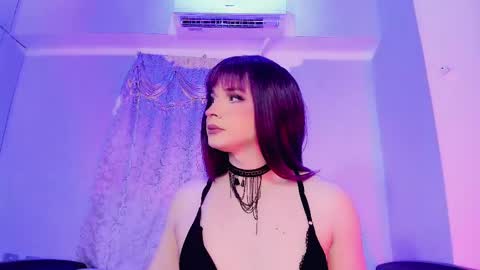 reginarose online show from February 27, 2025, 4:52 am