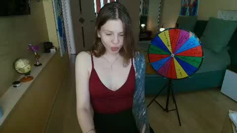 Snapshot of reginasparkle chatting on June 25, 2026, 9:36 am Regina online show from June 25, 2026, 9:36 am