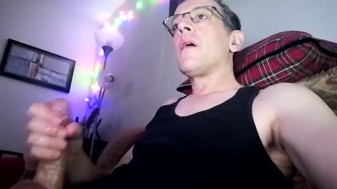 regularguy20 online show from October 2, 2025, 8:21 am