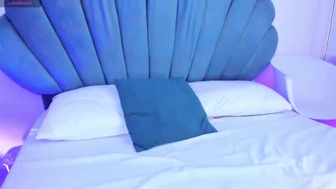 Snapshot of reikaminato chatting on October 10, 2025, 3:11 pm Reika online show from October 10, 2025, 3:11 pm