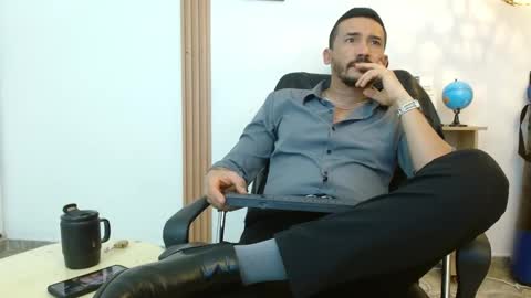   REIKO  online show from October 4, 2025, 7:56 pm