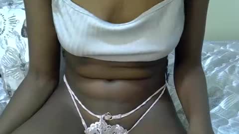 Snapshot of reina_2 chatting on May 14, 2026, 10:38 pm cutie online show from May 14, 2026, 10:38 pm