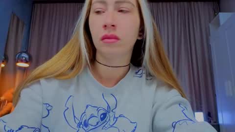 reina cummings online show from November 23, 2025, 6:35 am