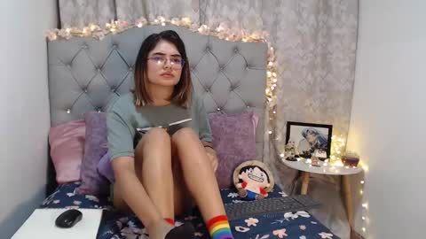 Snapshot of rem_evans chatting on January 27, 2025, 6:09 am Erika online show from January 27, 2025, 6:09 am