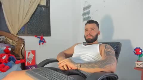 Rmy Steen online show from December 5, 2024, 2:42 am