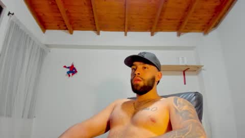 Rmy Steen online show from November 1, 2025, 2:46 am