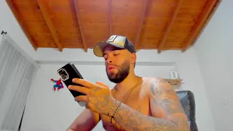 Snapshot of remy_sten chatting on June 29, 2026, 1:56 am Rmy Steen online show from June 29, 2026, 1:56 am