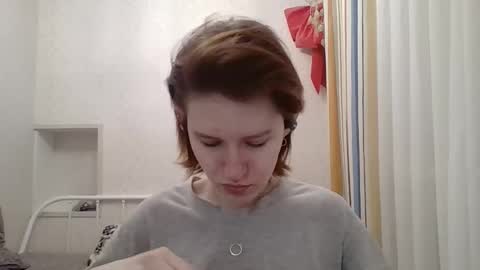 Snapshot of renaeblaski chatting on January 17, 2026, 5:27 pm Claire online show from January 17, 2026, 5:27 pm