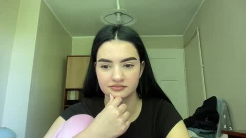 Renata online show from June 23, 2026, 12:36 pm