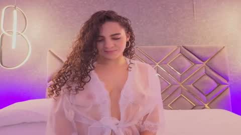 Snapshot of renata_cruz_ chatting on May 31, 2026, 11:50 am Renata 3 online show from May 31, 2026, 11:50 am