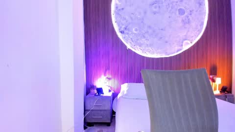 Renata online show from May 29, 2026, 4:43 am