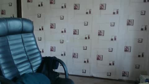 renataoia online show from October 7, 2025, 9:06 am