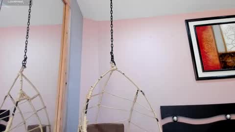      online show from February 21, 2025, 6:26 pm