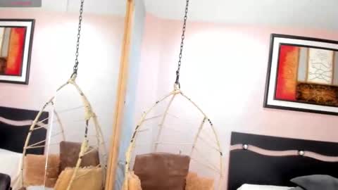 Snapshot of renataruiz_rr chatting on February 13, 2026, 12:01 pm online show from February 13, 2026, 12:01 pm