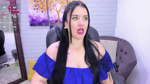 Snapshot of renataruiz_rr chatting on April 10, 2026, 12:10 pm online show from April 10, 2026, 12:10 pm