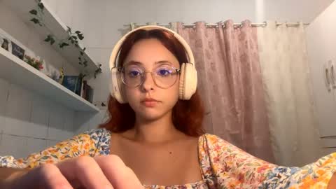 Snapshot of renaygelvin chatting on April 3, 2026, 9:13 pm renaygelvin online show from April 3, 2026, 9:13 pm