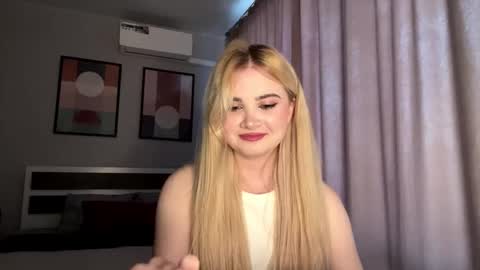 Kira online show from October 11, 2025, 12:26 pm