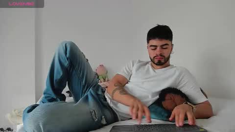 rendonass online show from October 26, 2025, 4:57 pm