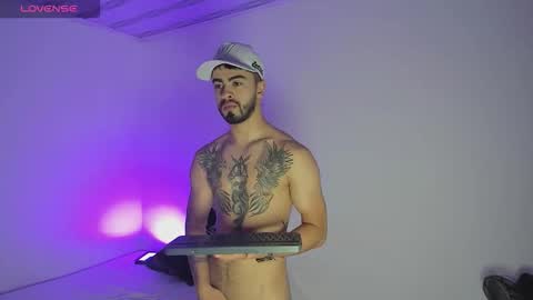 rendonass online show from October 31, 2025, 11:11 am