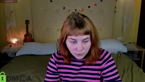 rene_shine online show from October 31, 2025, 9:21 am