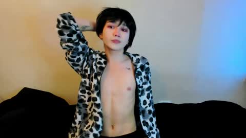 rennuts online show from December 21, 2024, 7:56 am