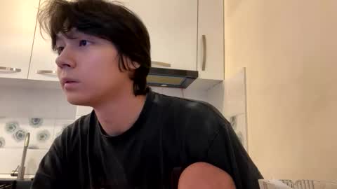 Aiqo online show from October 28, 2025, 8:40 am