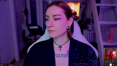 Rie online show from November 13, 2025, 2:43 am