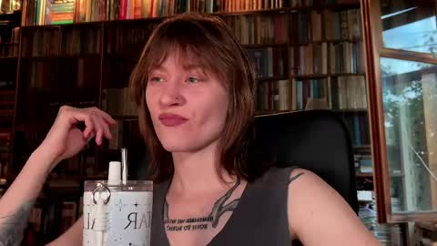 Snapshot of retromarie chatting on May 27, 2026, 3:03 am Rie online show from May 27, 2026, 3:03 am