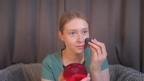 Snapshot of revamcallister chatting on June 29, 2026, 5:14 am revamcallister online show from June 29, 2026, 5:14 am
