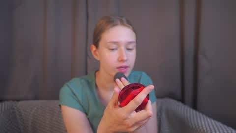 Snapshot of revamcallister chatting on July 5, 2026, 4:07 am revamcallister online show from July 5, 2026, 4:07 am