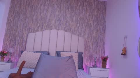Snapshot of reven_lilith chatting on May 22, 2026, 3:46 am REVEN online show from May 22, 2026, 3:46 am