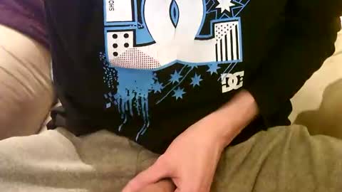 Mark online show from December 10, 2024, 4:38 pm