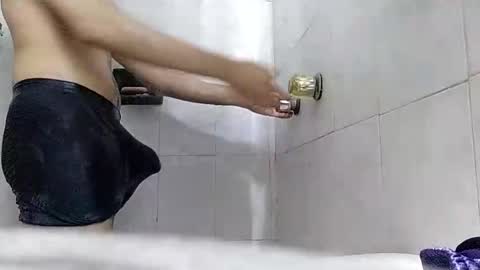 Reynspen online show from October 13, 2025, 2:44 am